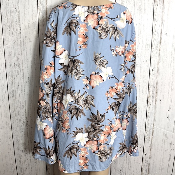 NWT honeyme curvy floral print bell sleeve top XXXL - Picture 2 of 11